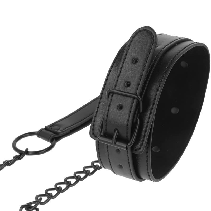 Close-up of the buckle and D-ring of BDSM collar from Intense Fetish collection